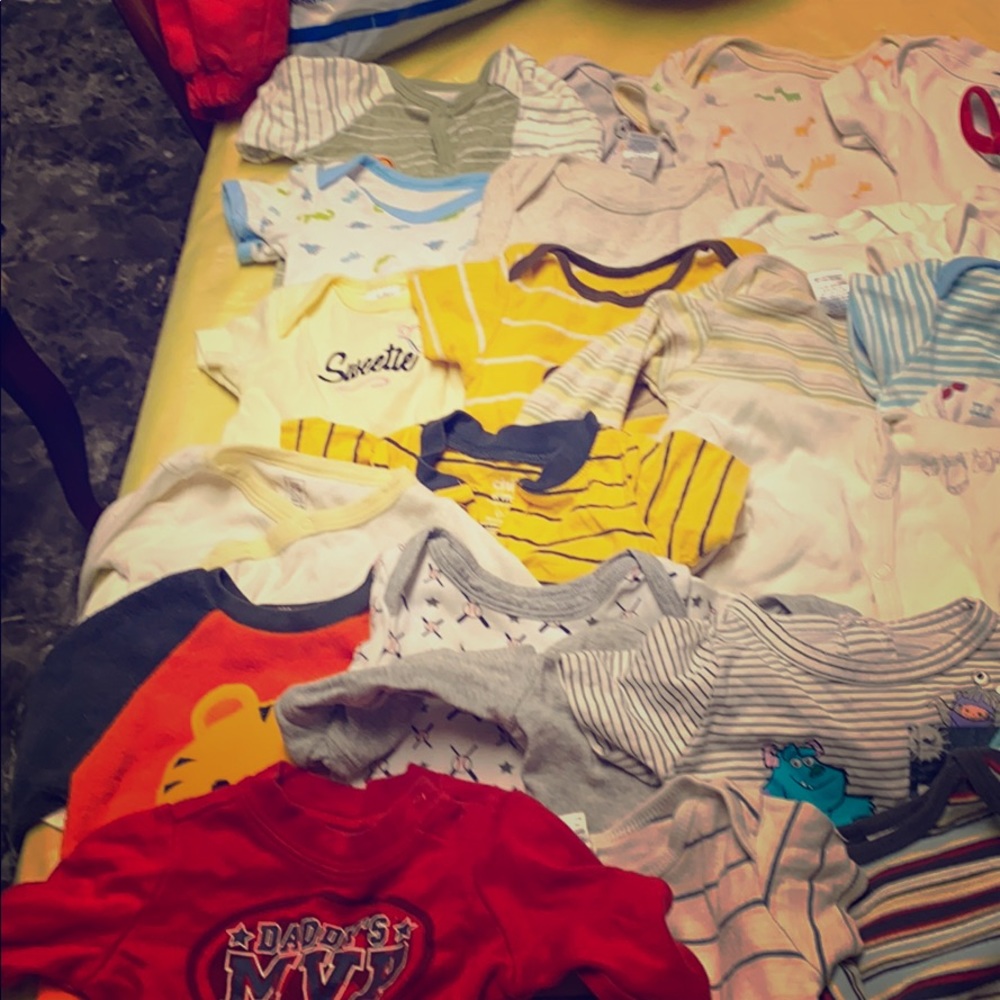 Baby clothes 0-3  4 pieces are NB. 57 pieces) (B5)